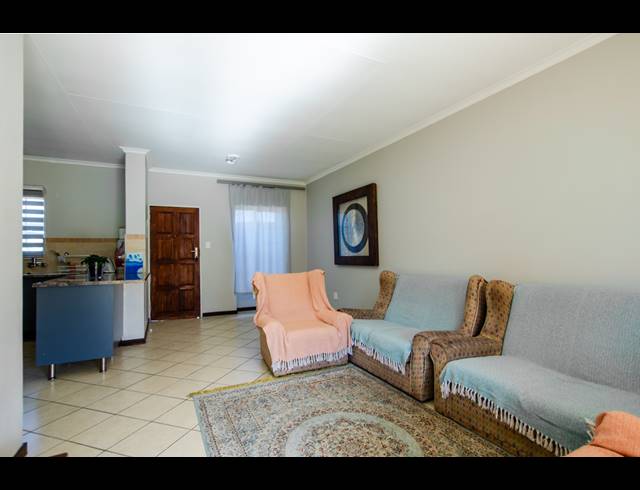 2 BEDROOM TOWNHOUSE FOR SALE IN MONAVONI AH